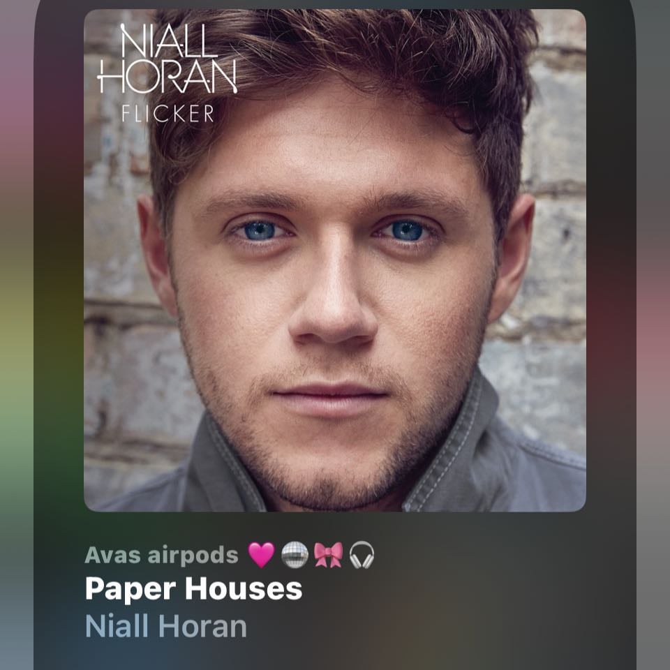 Paper houses - Iโm going to tslot on the 27th of August and I would cry if I heard this live it is honestly one of my favourite songs ever