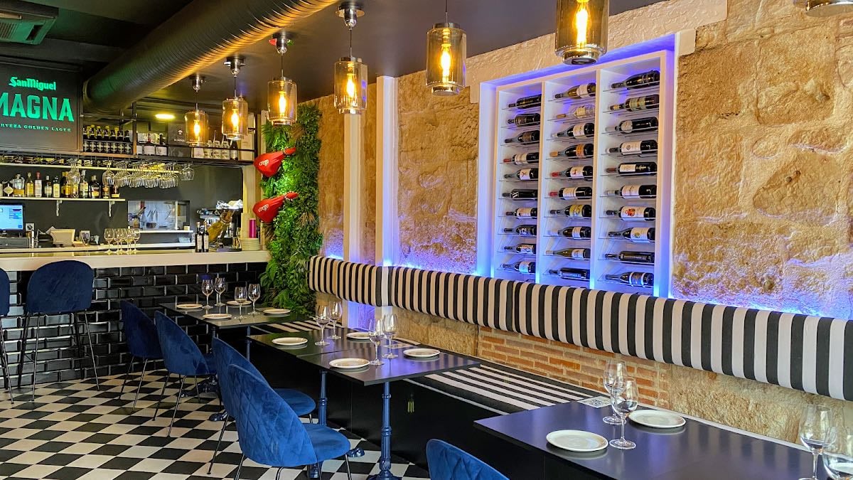 La fea vinos y tapas