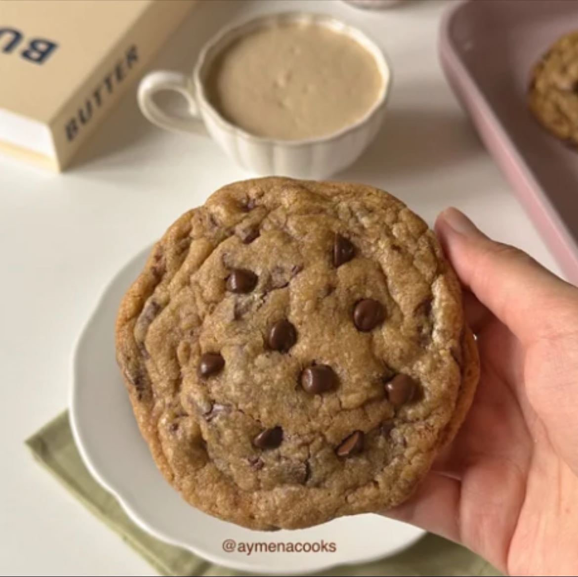 chocolate chip cookies (eggless)
