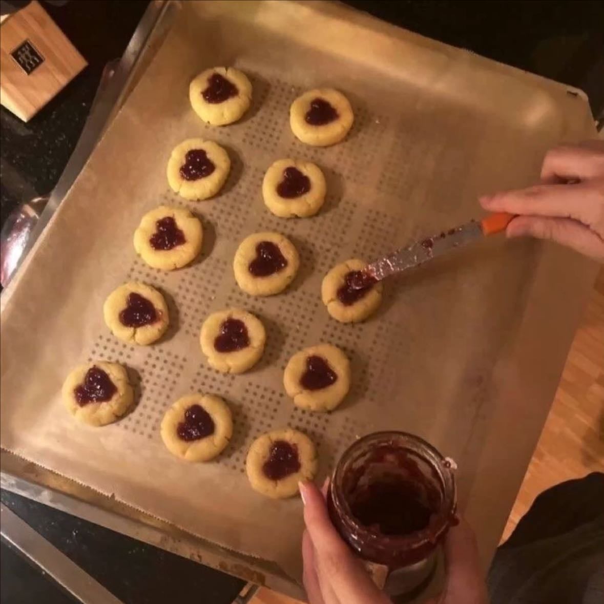 Jam cookies