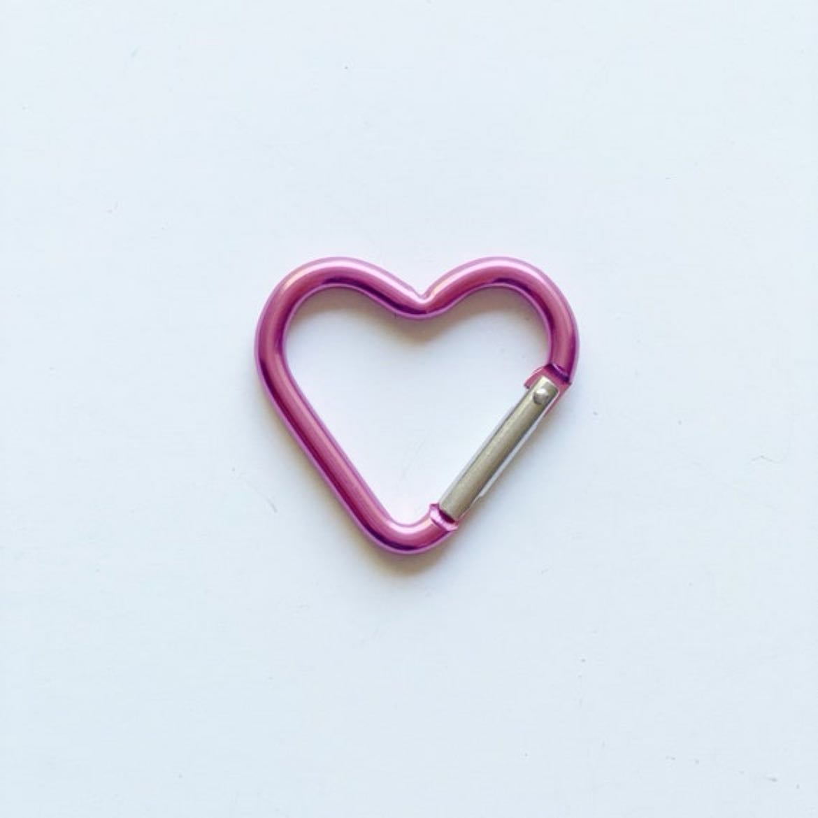 pink heart carabiner - shein