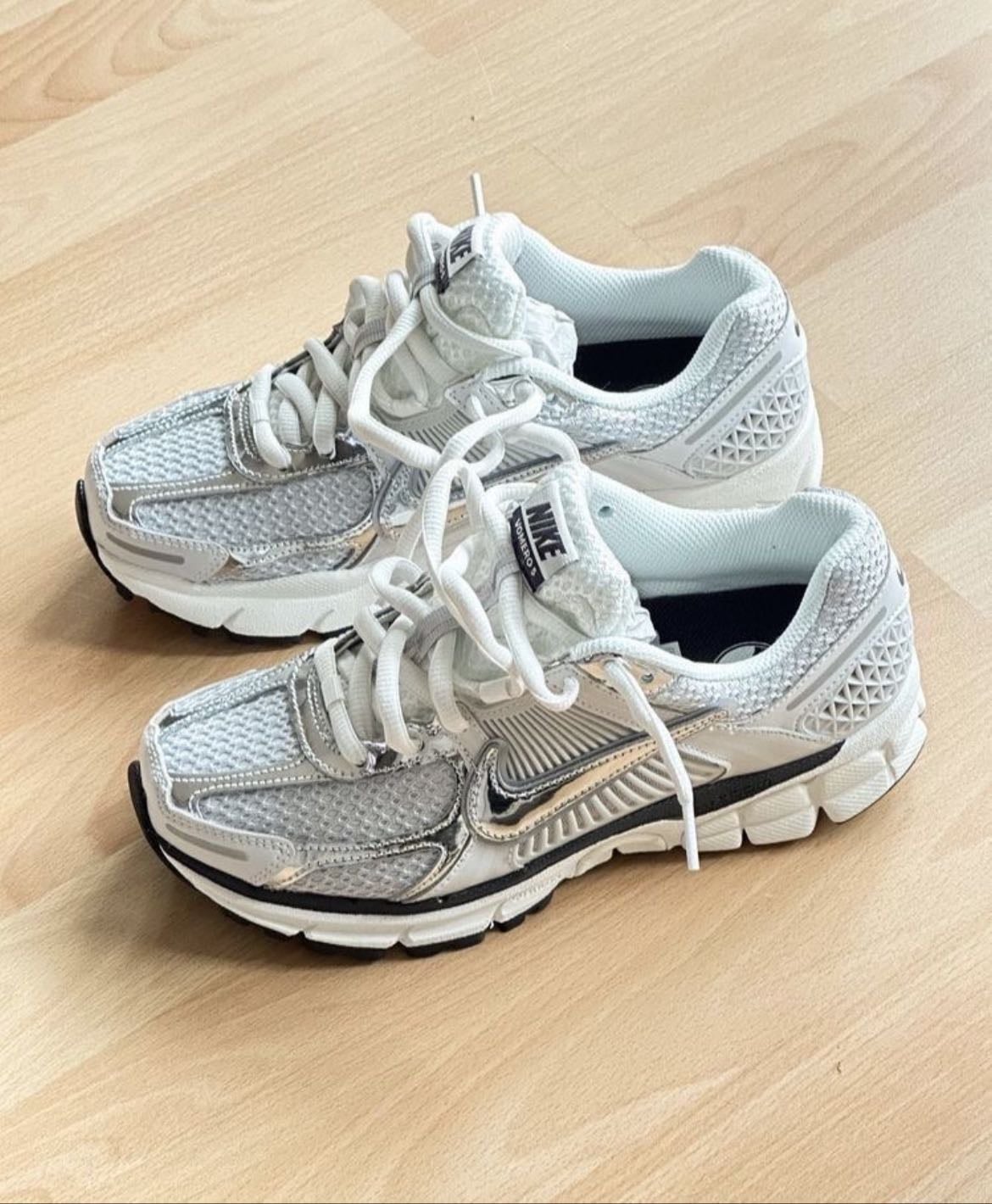 Nike Vomero 5