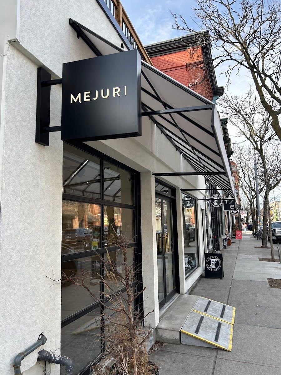Mejuri