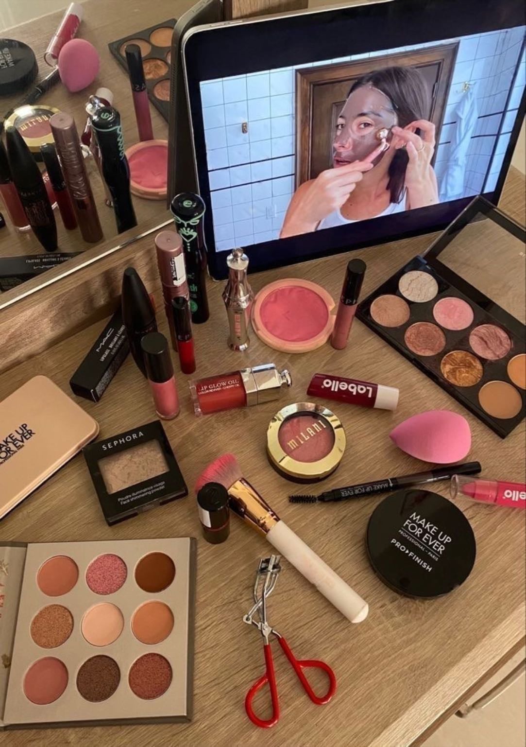 makeup