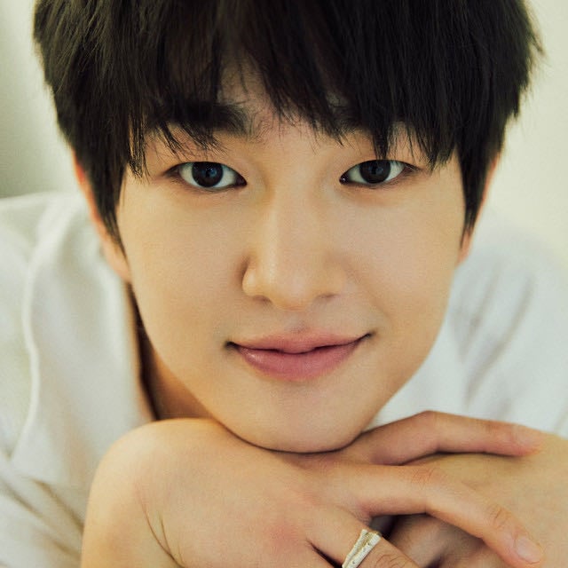 ONEW - Artist
