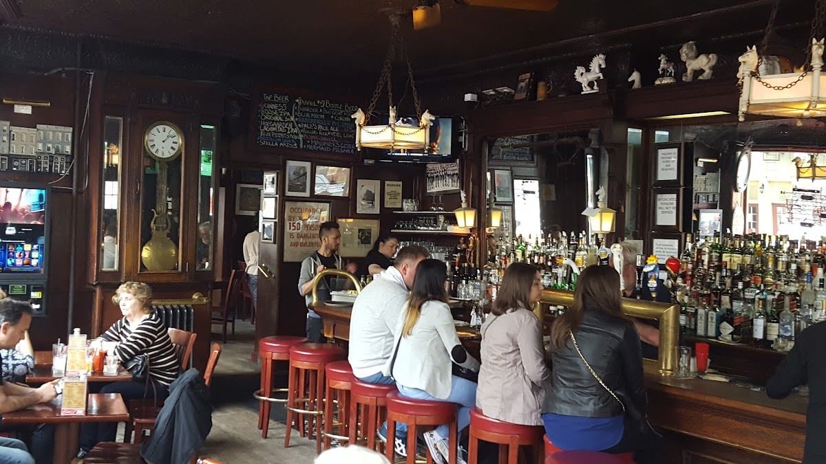 White Horse Tavern