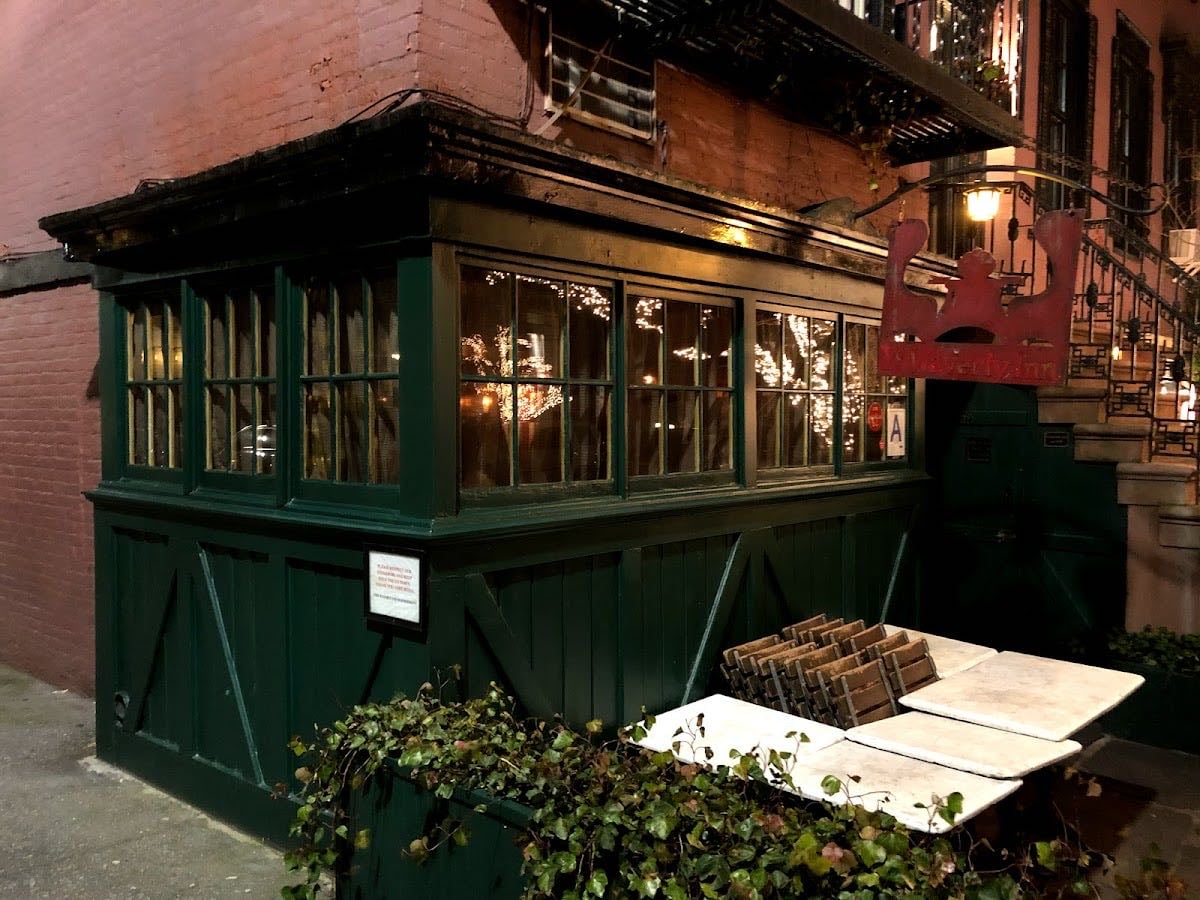 Waverly Inn