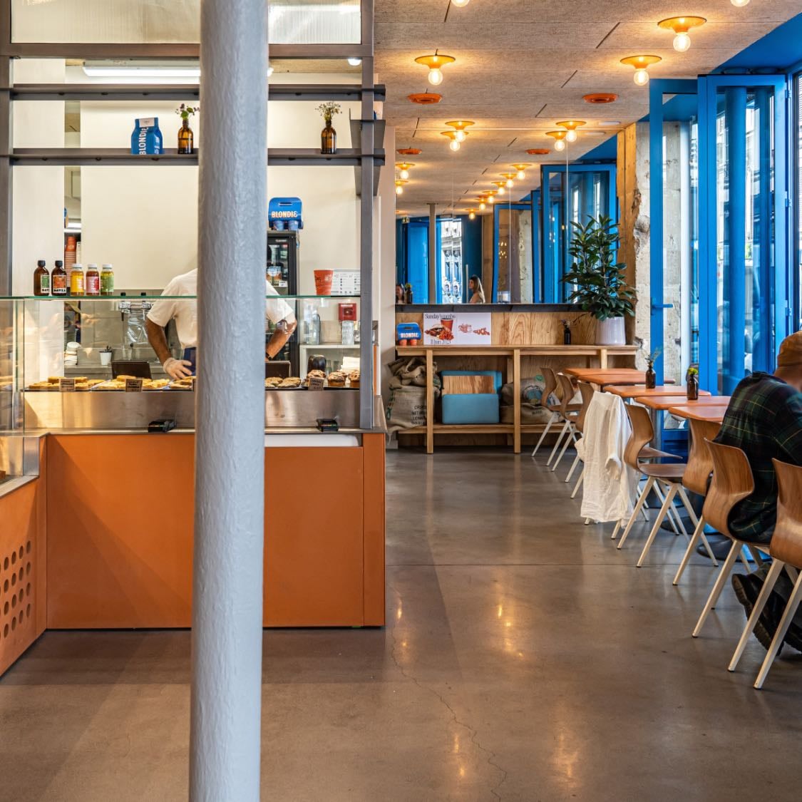 Blondie Coffee Shop