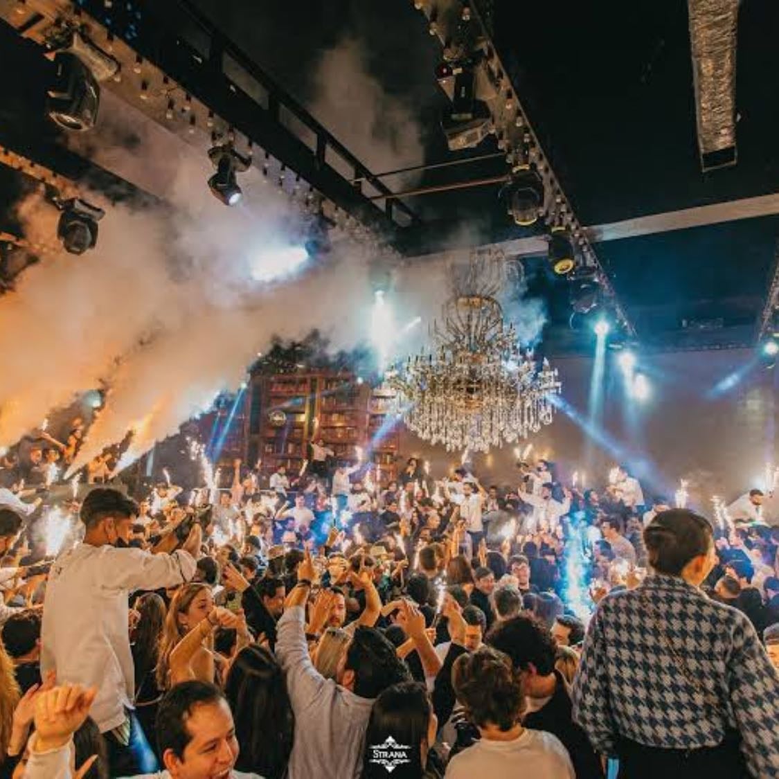 Strana