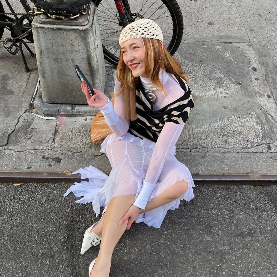 Chloë Felopulos - Share your videos with friends, family, and the world