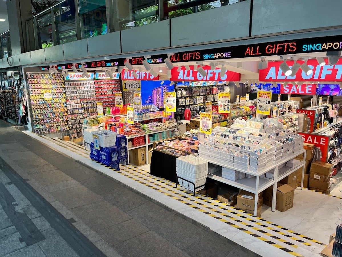 Lucky Plaza