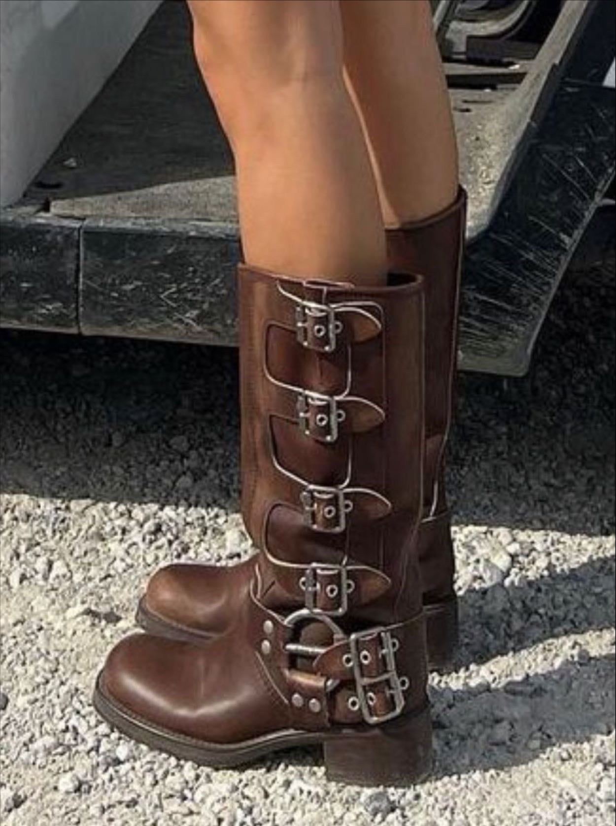 Biker boots