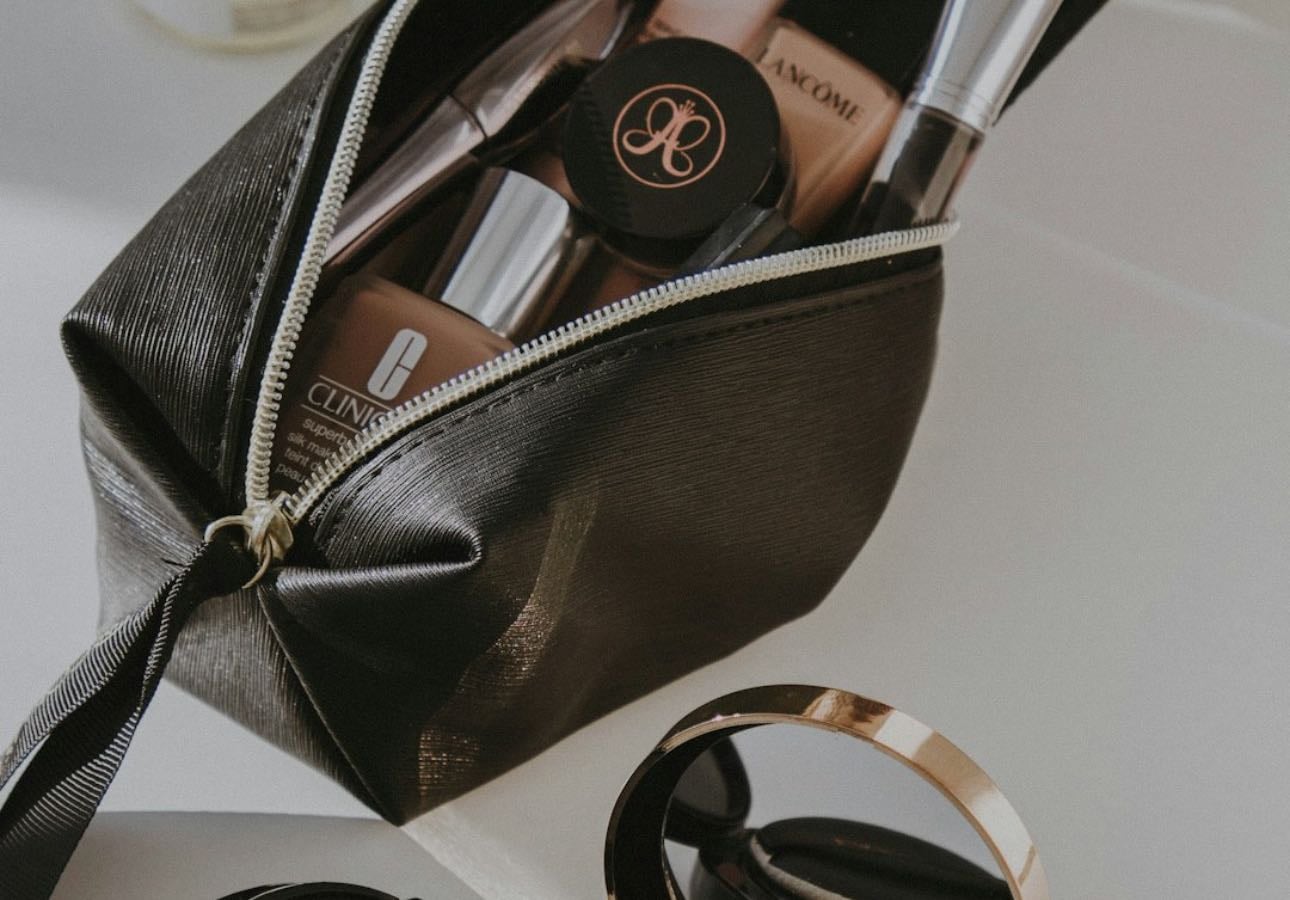 wishlist - Products hypelist by Daniela Brenes Campos