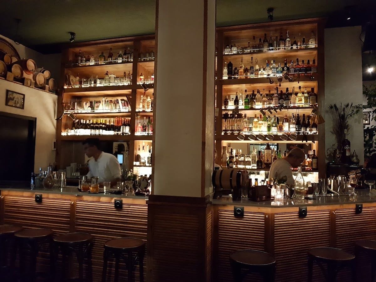 Farola Cocktail Bar Barcelona