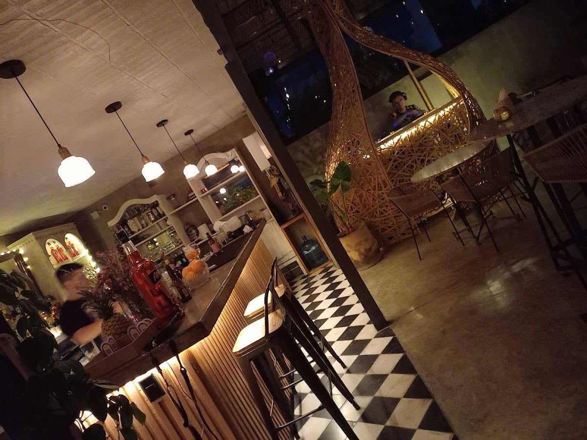 Jacaranda Azotea Bar