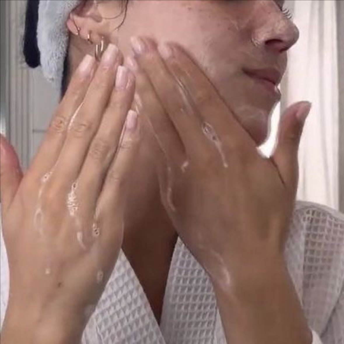 Wash face & Gua Sha