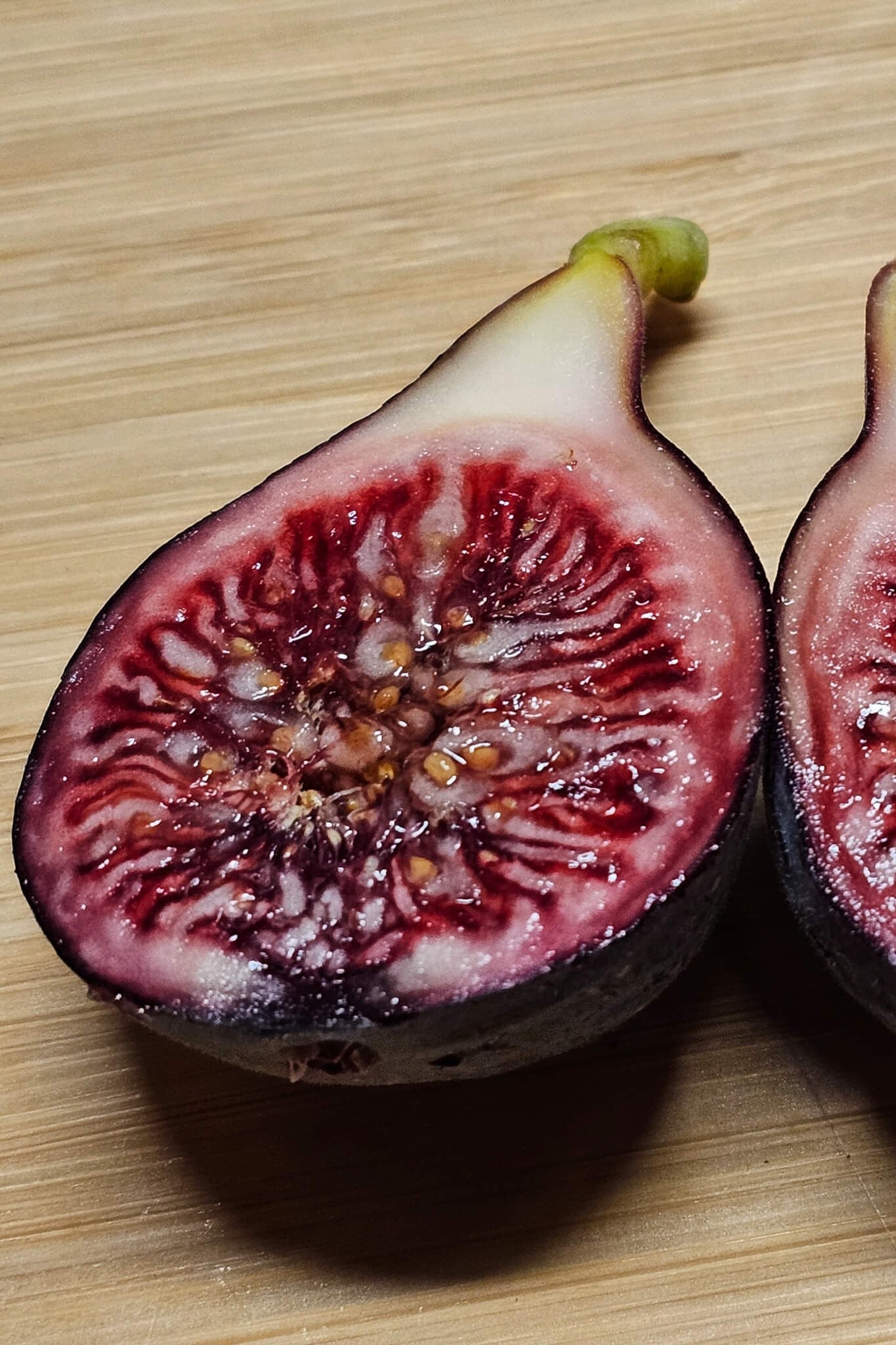 Black Celeste Fig - Taste: Very sweet, rich berry-like flavor