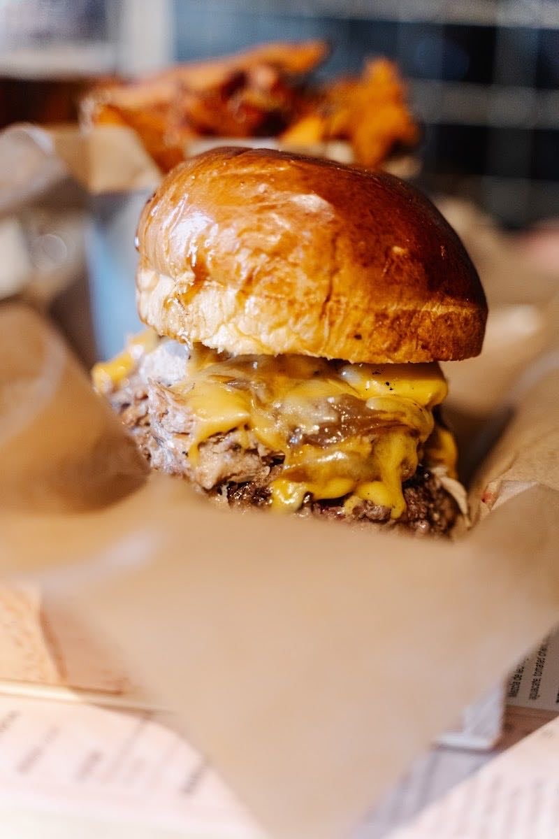 🍔 Mostaza Green Burger (Granada - PTS)
