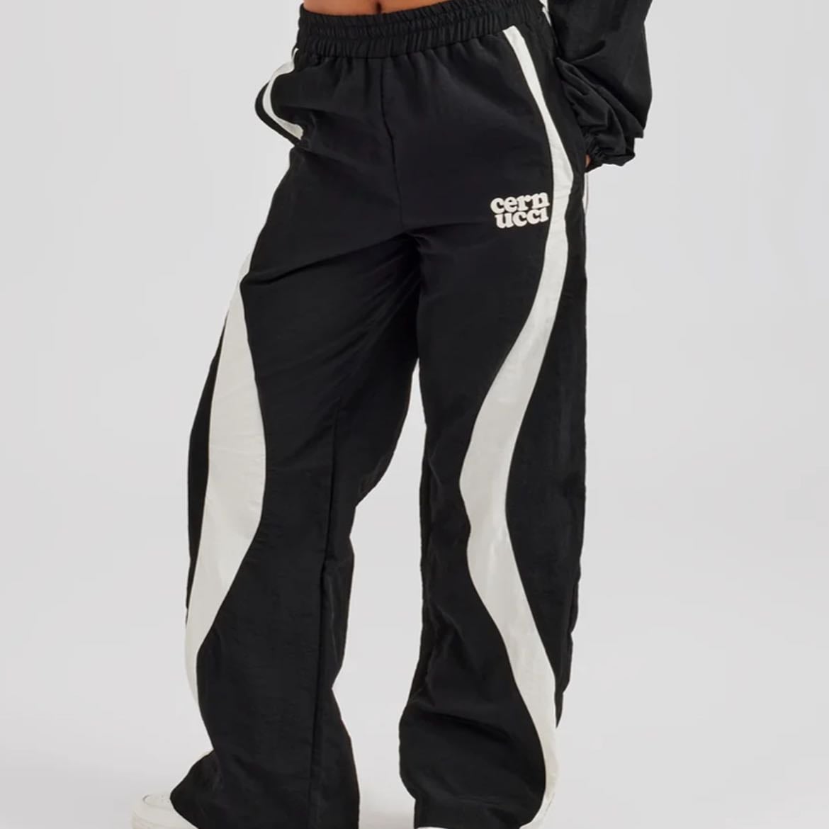 Contrast panel nylon wide leg trouser- black - de Cernucci