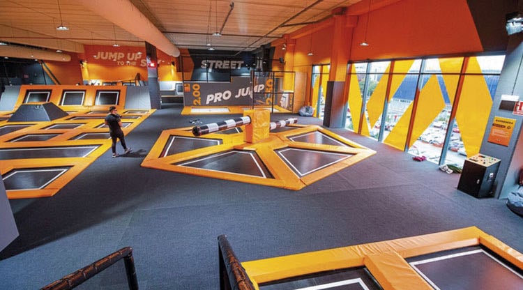 Urban Planet Las Rejas: Trampoline Park