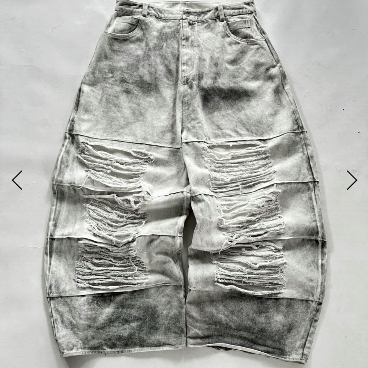 DESTROYED MUD DENIM - de Koi Abyss