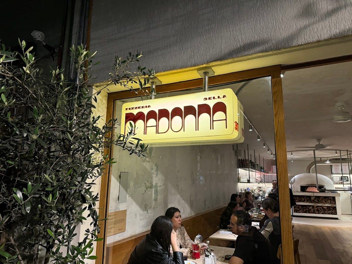 Madonna Condesa - PizzerĂa