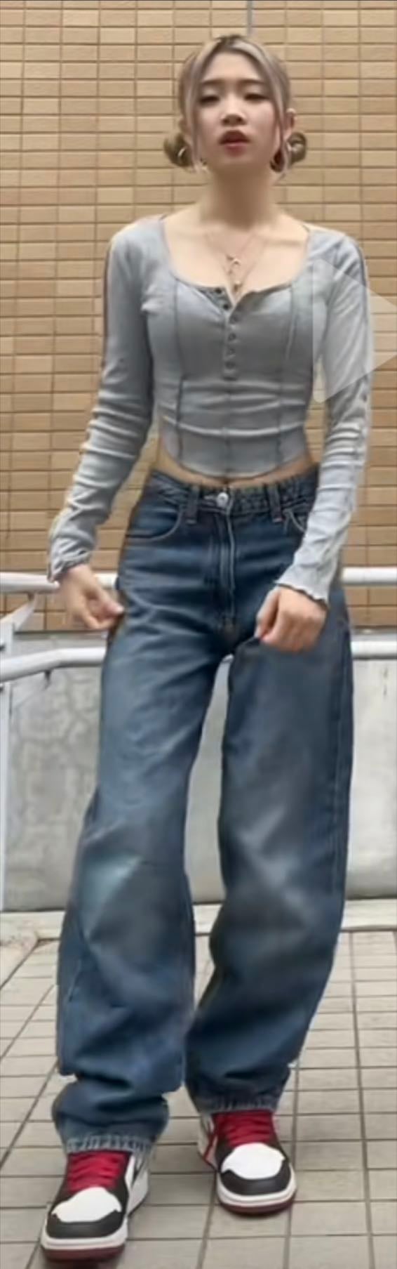 、