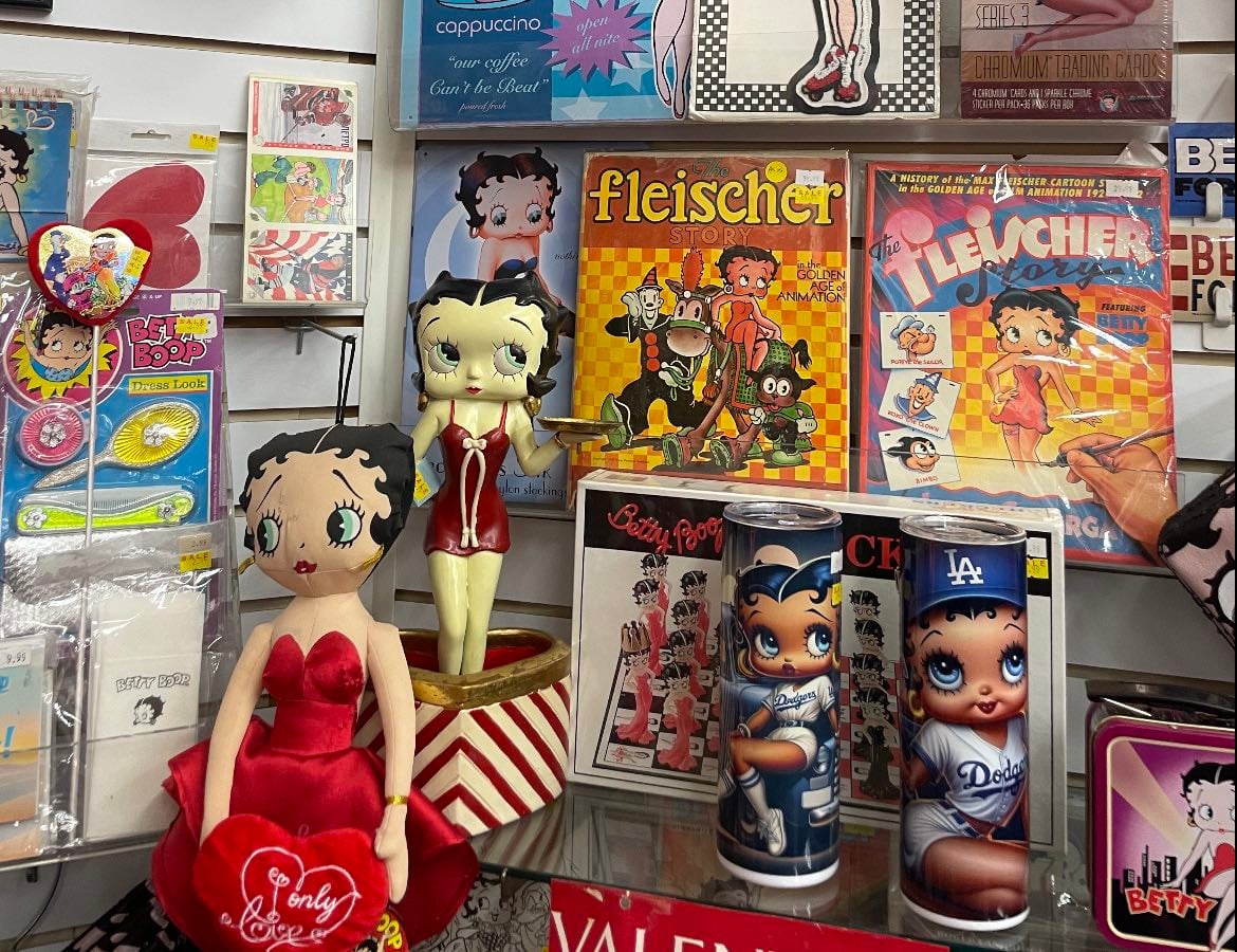 antique/vintage stores in cali