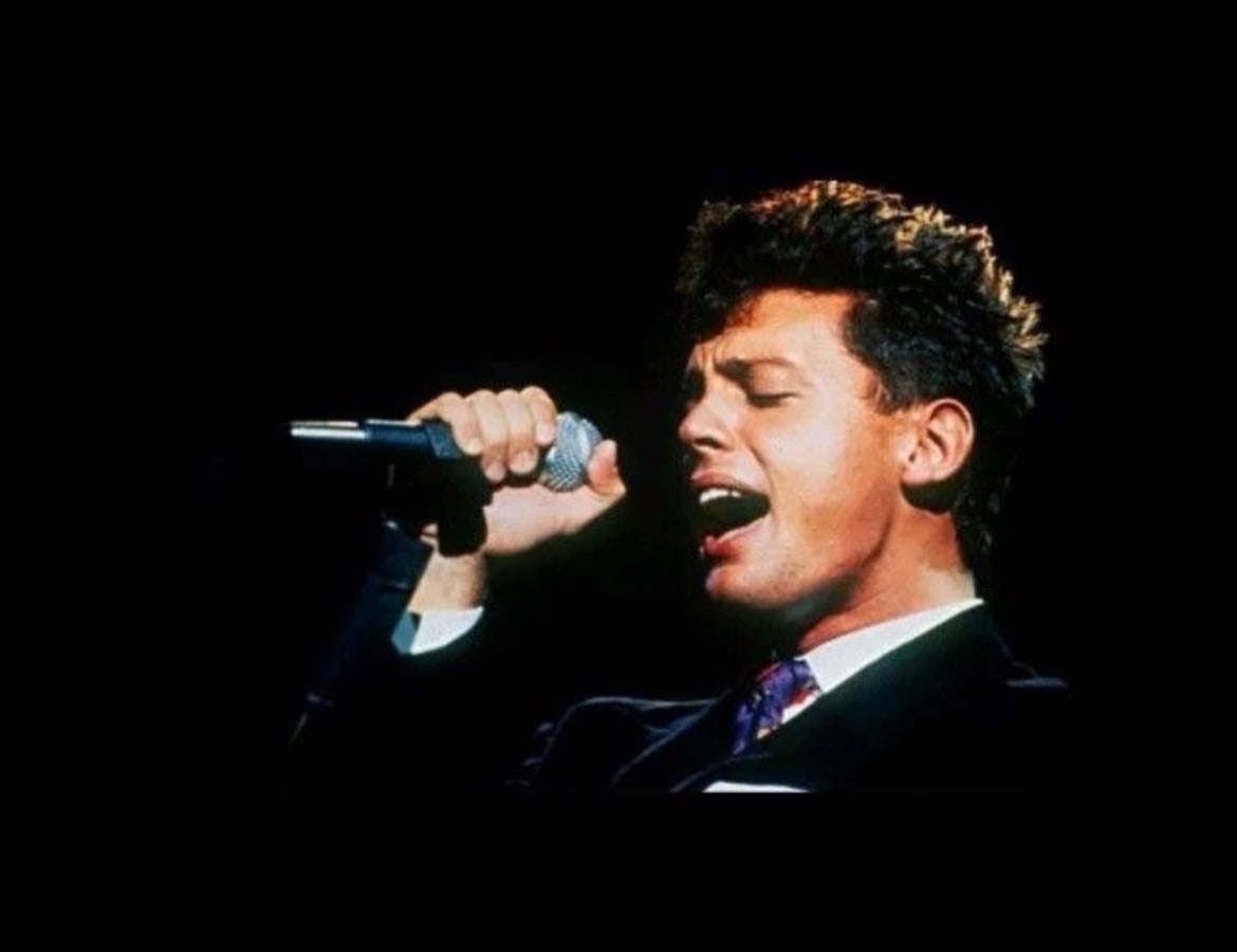 Luis Miguel ☀️ - Music hypelist by arantza ⭐️