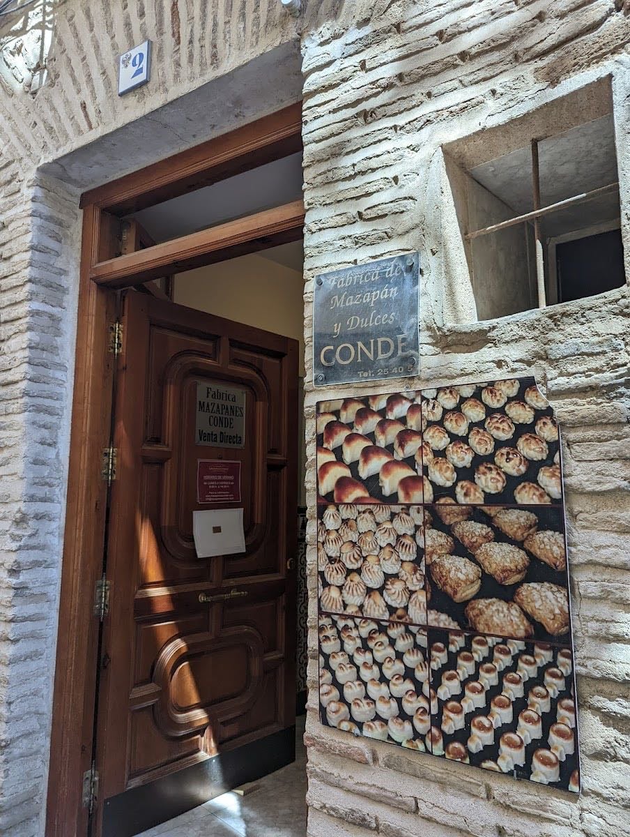 Mazapanes Conde (venta directa).Paralela calle Santo Tomé