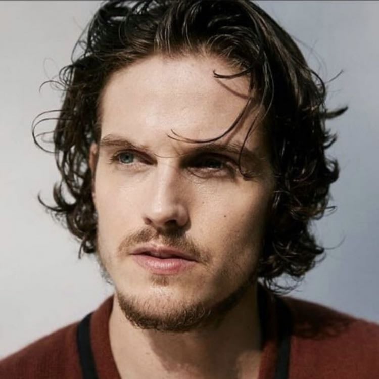 Daniel Sharman
