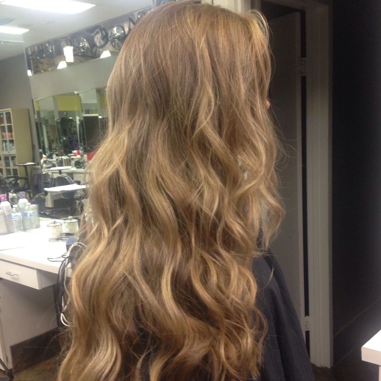 Hollywood Waves