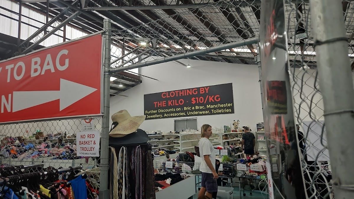 Uturn Outlet