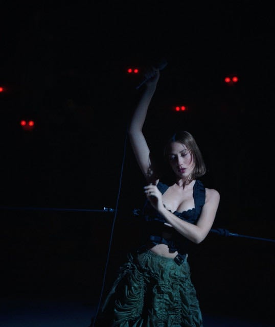 Tei Shi - Artist