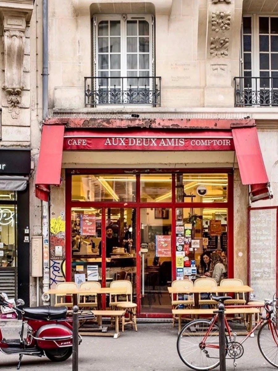 Aux Deux Amis