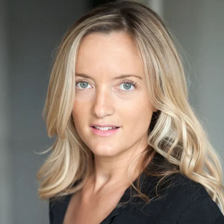 Dorothée pousseo - Doubleuse