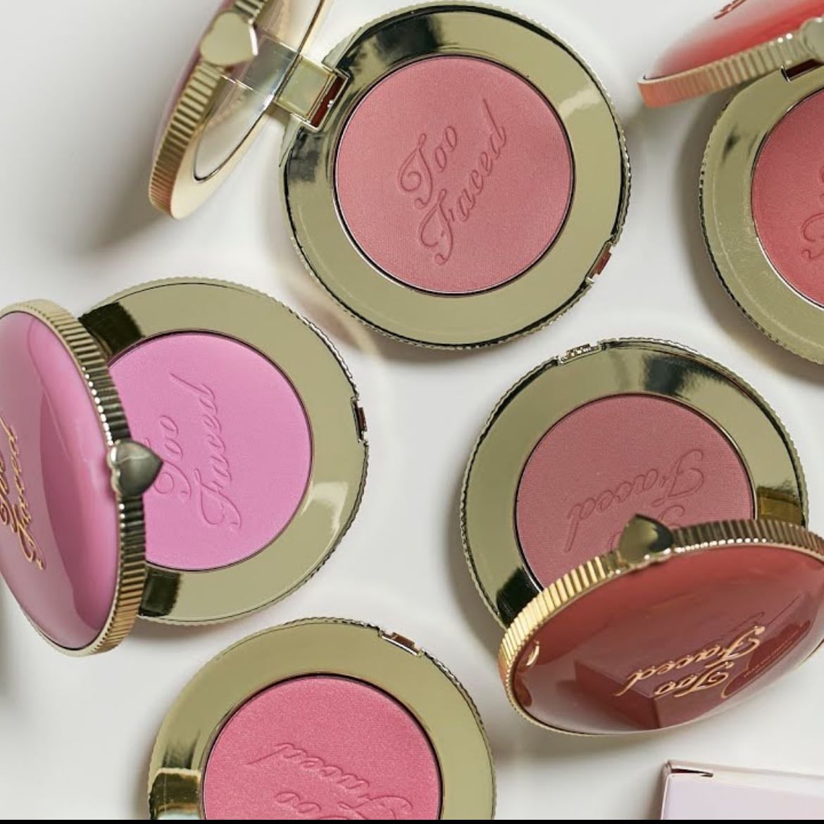 Rubor Cloud Crush Blurring Blush - Candy Clouds
