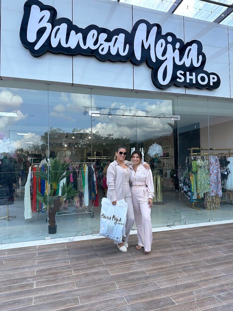 Banesa Mejía Shop