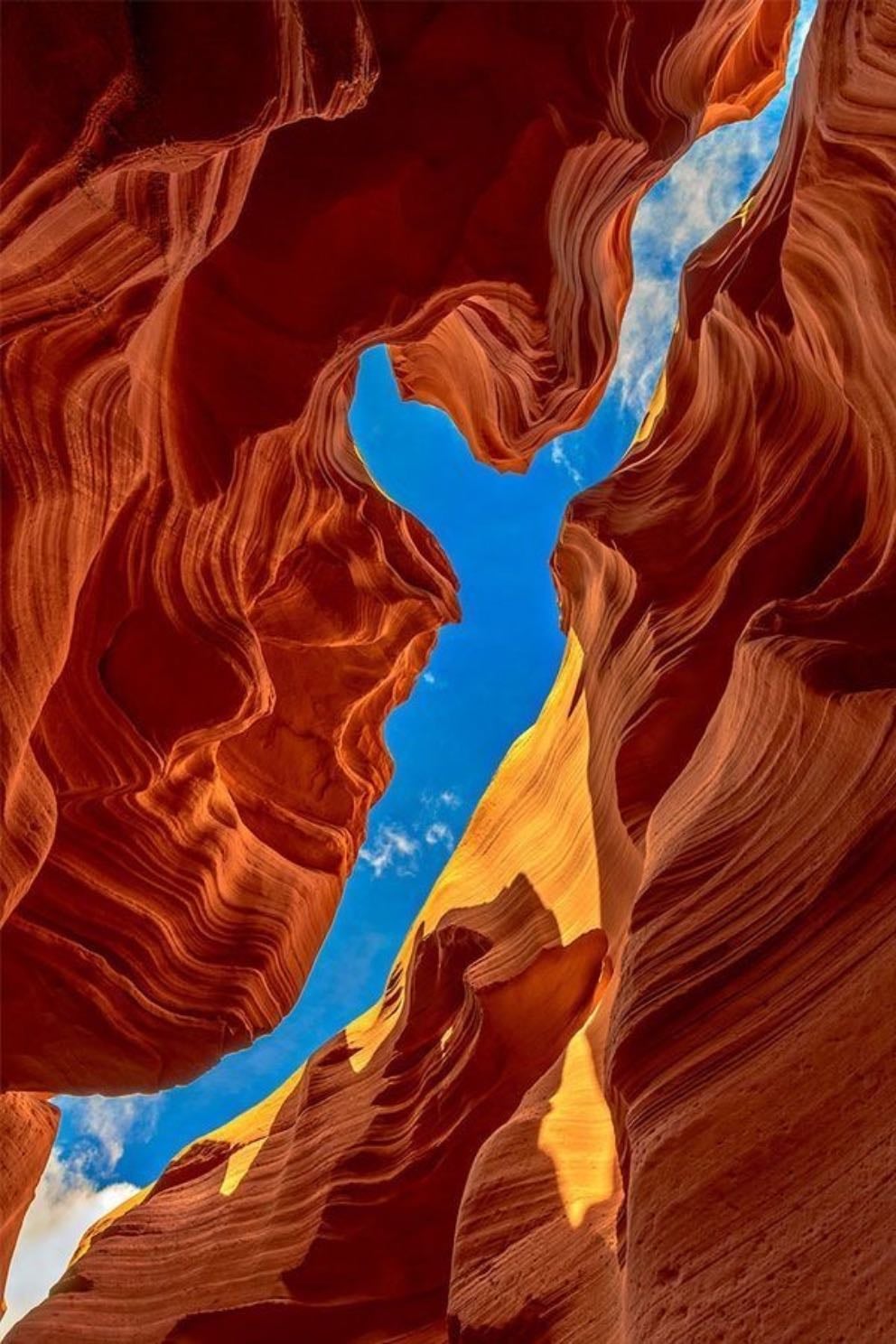Visit the antelope canyon