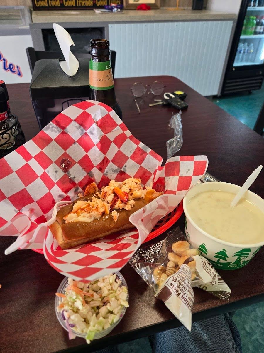 Lobster roll