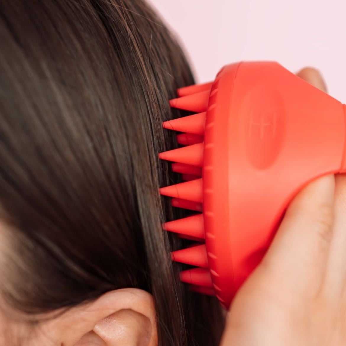 Masajeador para el cuero cabelludo - Lo utilizo para hacer hair-Oiling y para el gotero, masajeo de 5 a 10 minutos