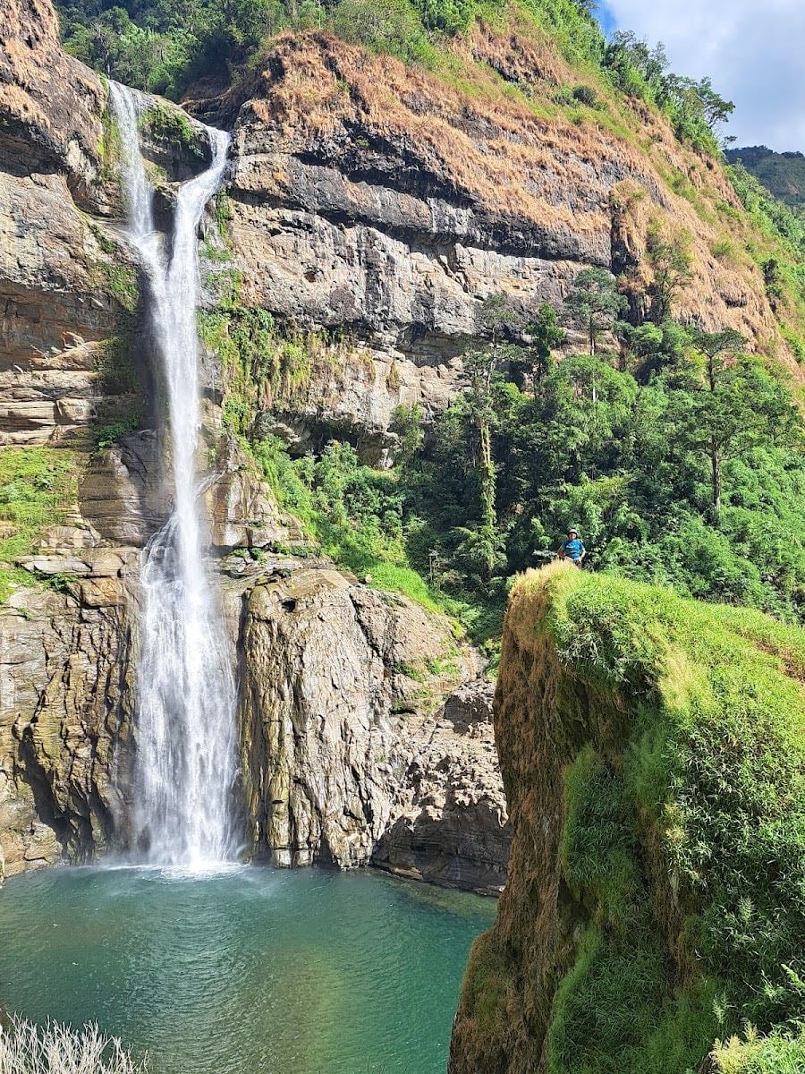 Aw-Asen Falls
