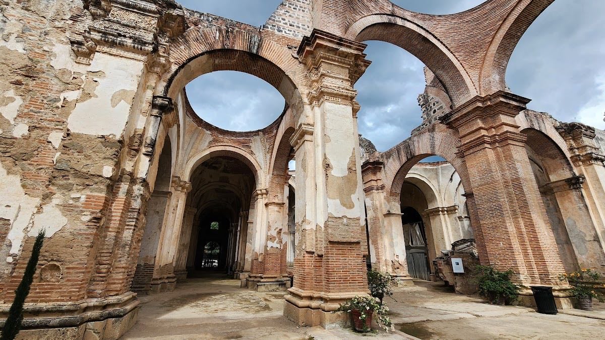 Ruinas de La Antigua Catedral Metropolitana de Santiago de Los Caballeros de Guatemala - SacatepƩquez, Antigua Guatemala
