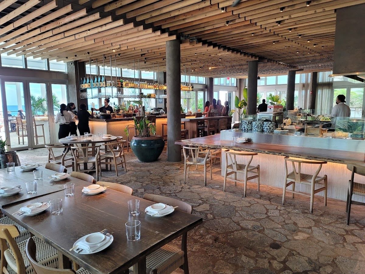 ETARU restaurant