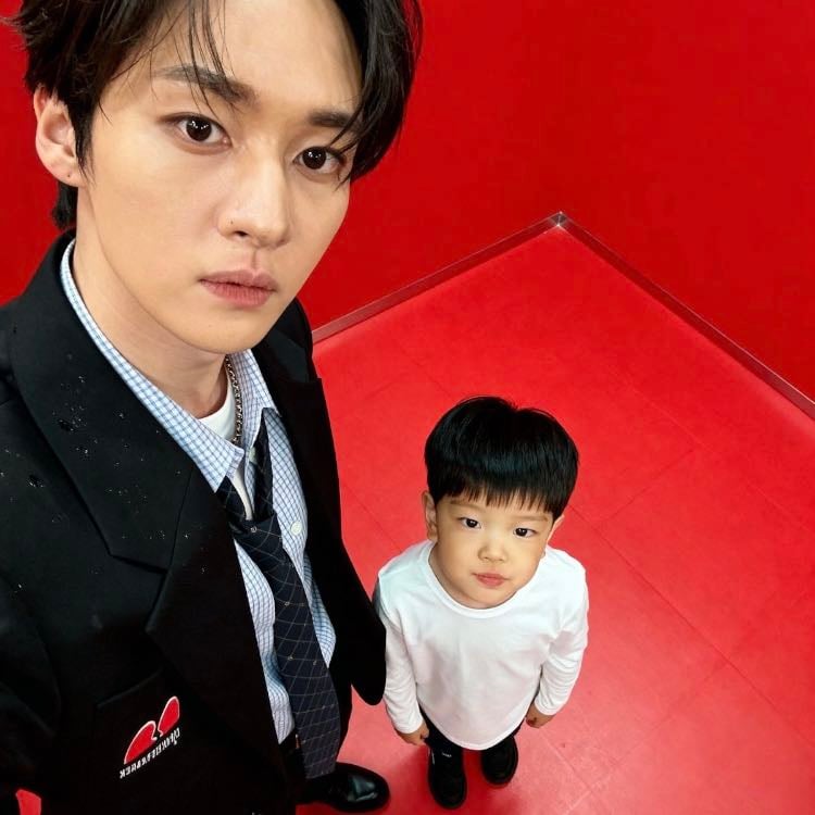 Cachorro ¿Lee? || Minsung - Cuenta de autor @StayHeart_