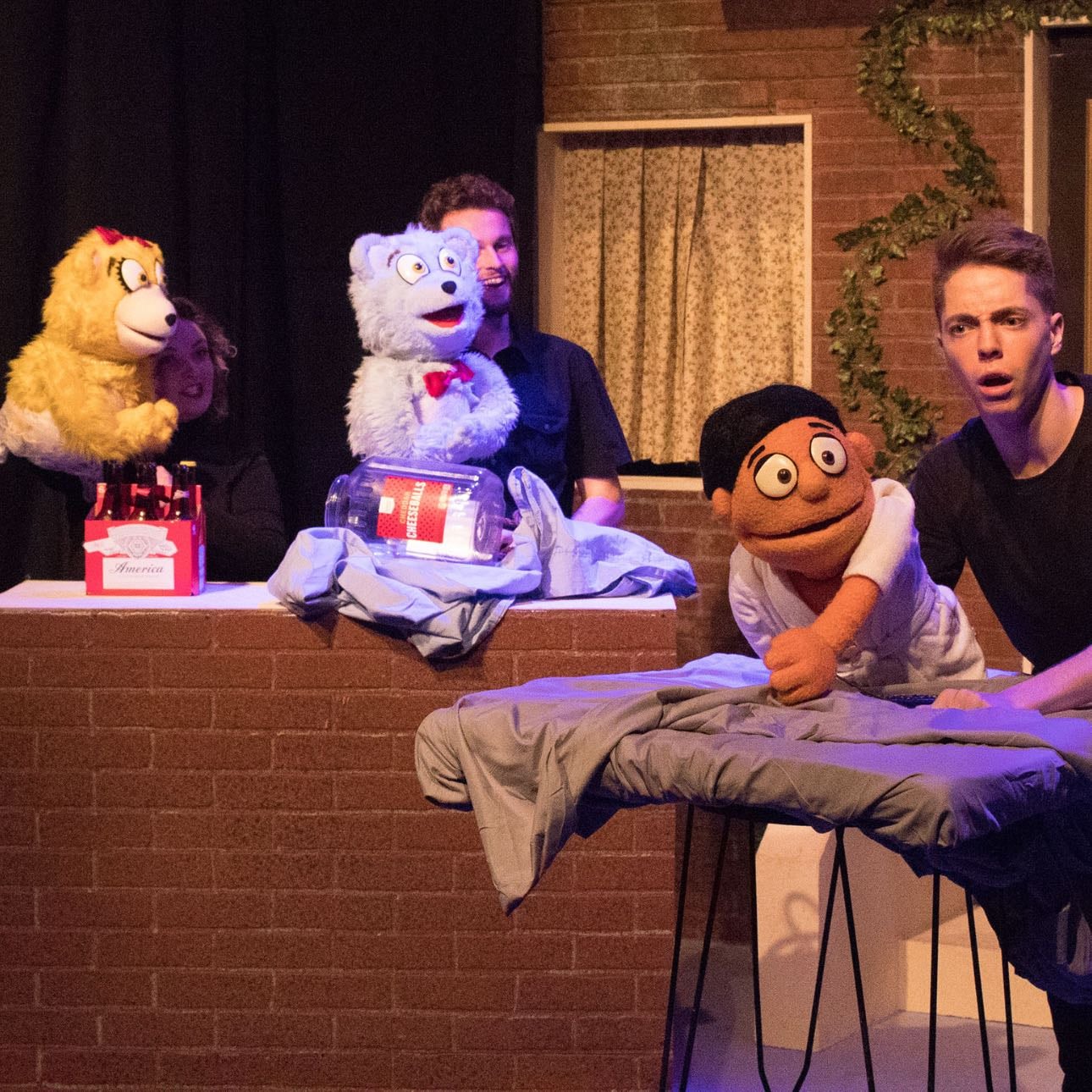 Avenue Q - 2016