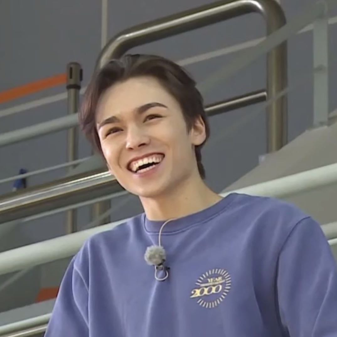 Vernon ๐ปโโ๏ธ - Seventeen