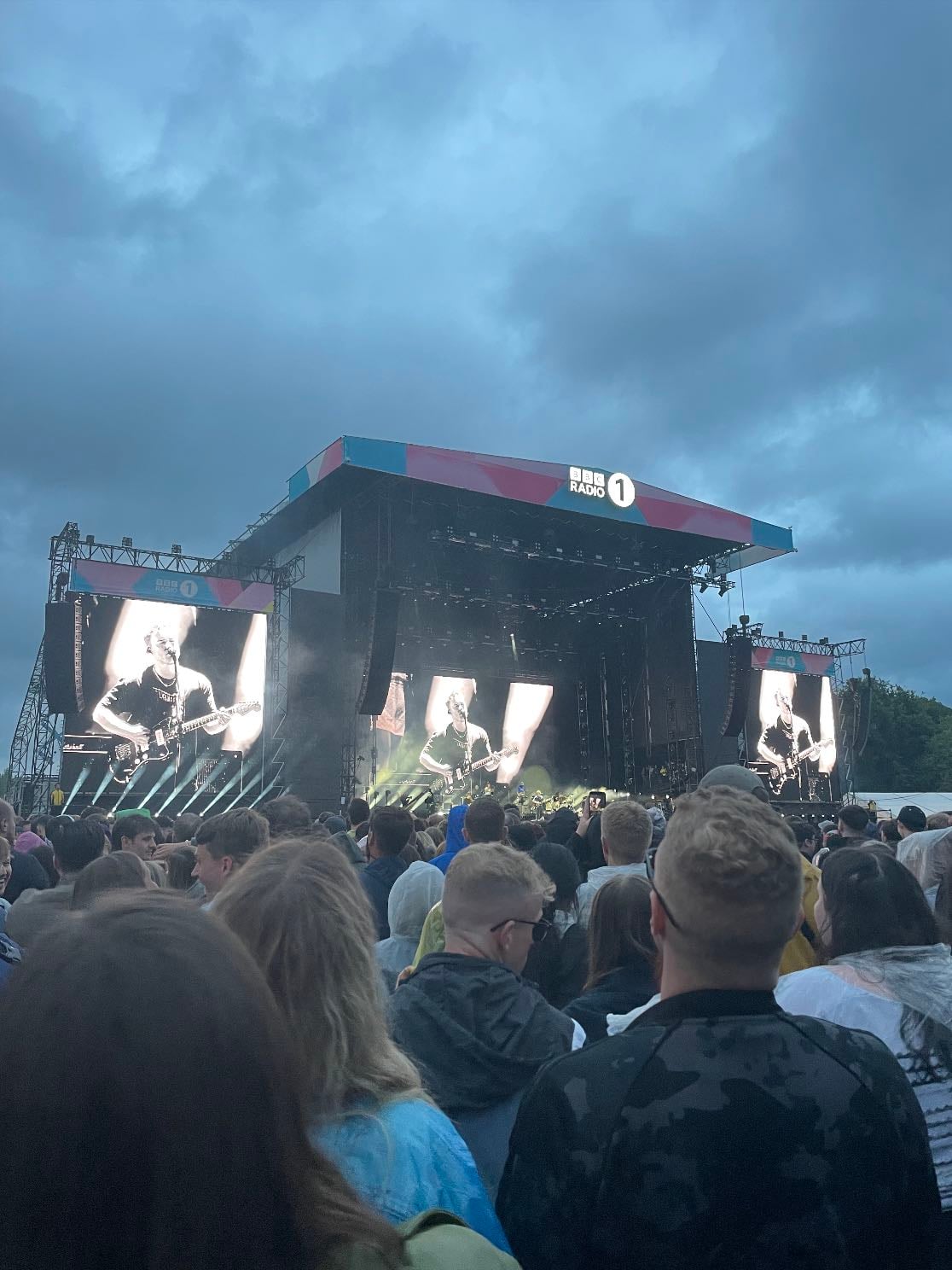 Sam fender !