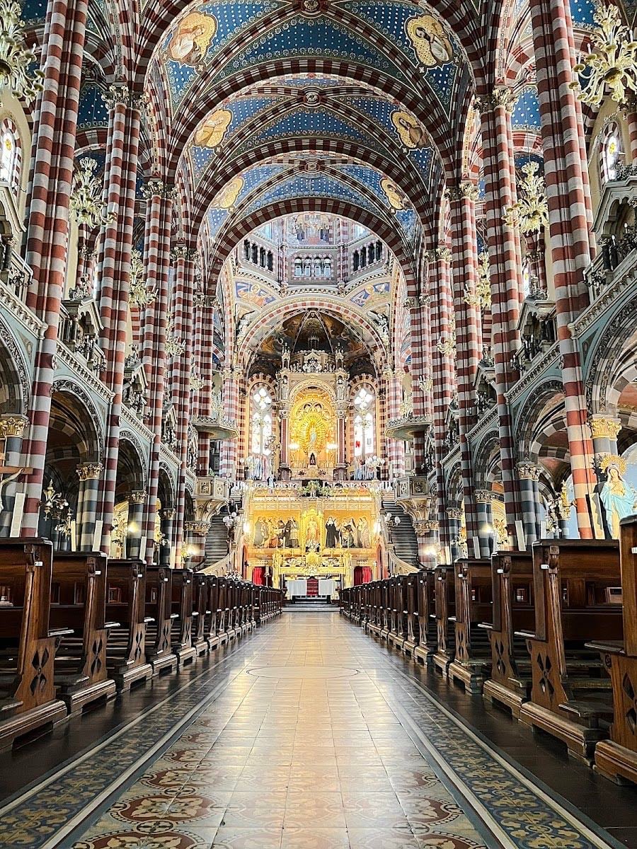 Basílica María Auxiliadora y San Carlos - Church · Almagro, Buenos Aires