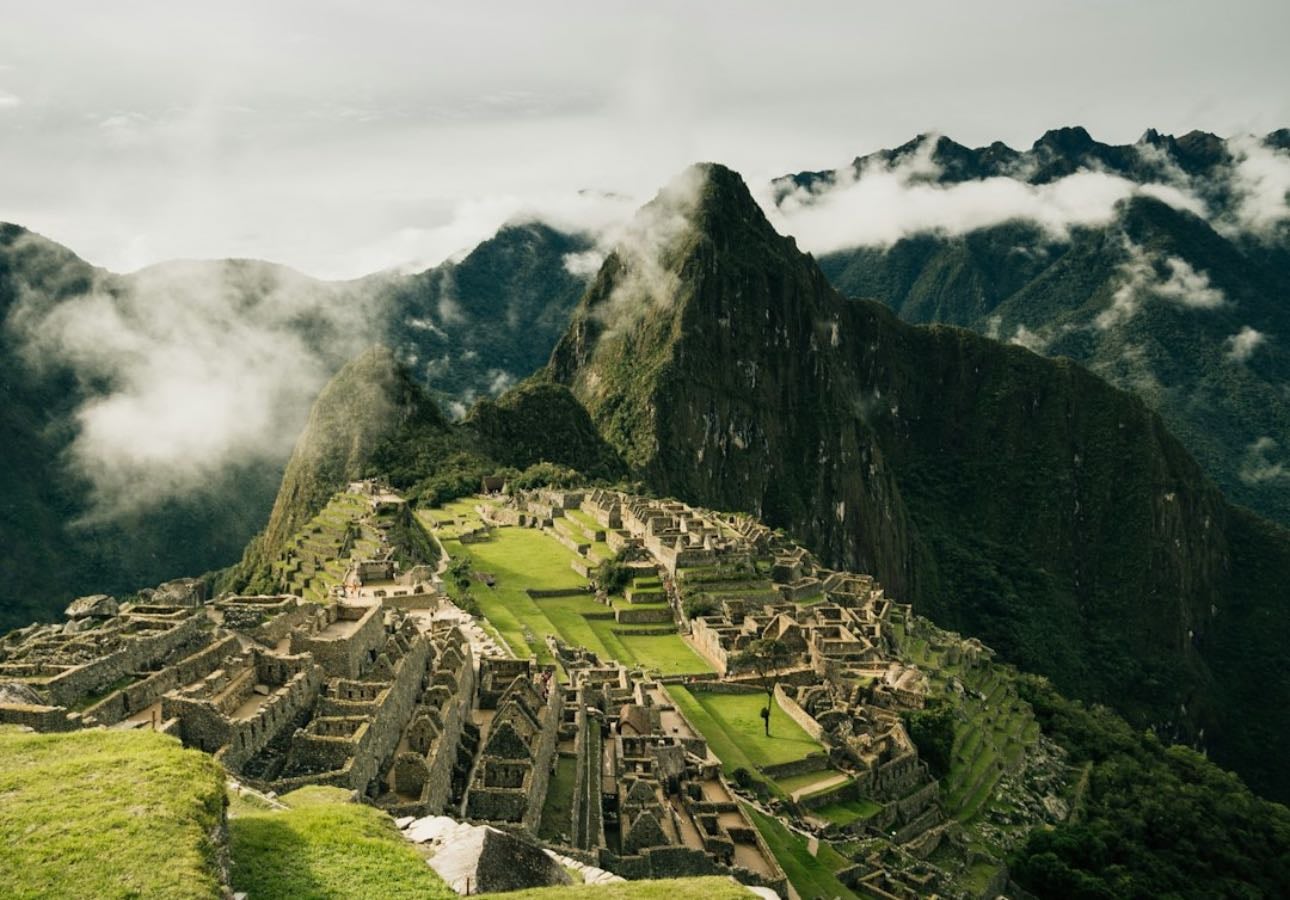 Perú - Places hypelist by Zamira C Bachbush